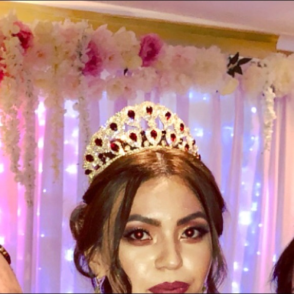 Head accessory - Picture 3 of 5